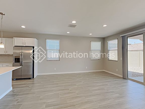 5th image of 5819 N 196th Ln
