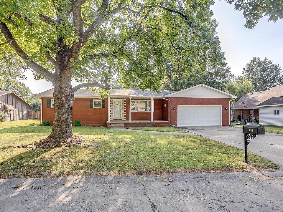 1st image of 4621 De Lynn Dr