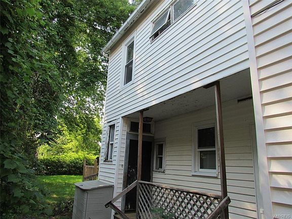 2nd image of 142 Scoville Ave