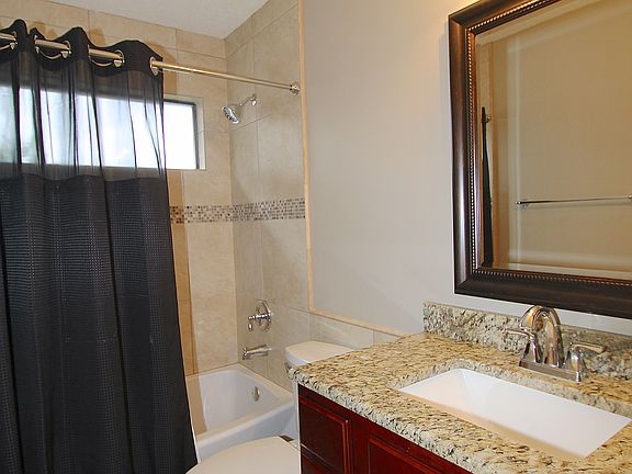 5th image of 7608 Cordova Club Dr