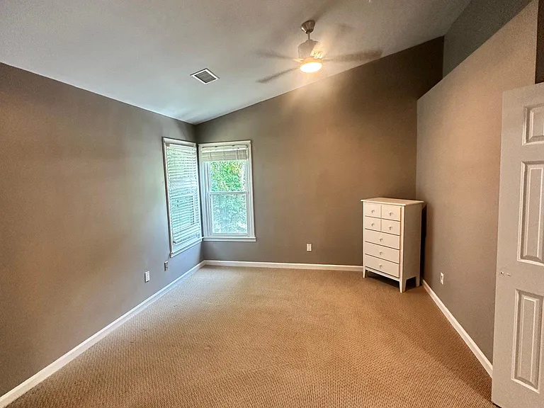 4830 Hampton Square Dr — Photo 14