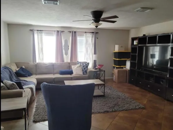 4209 Cinnamon St, Baytown, TX 77521