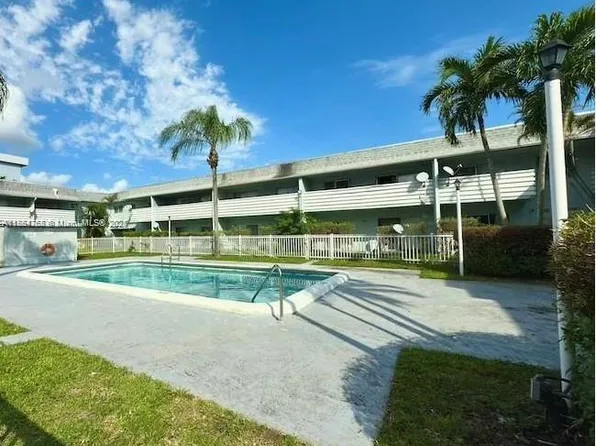 4251 NW 5th St APT 239, Fort Lauderdale, FL 33317