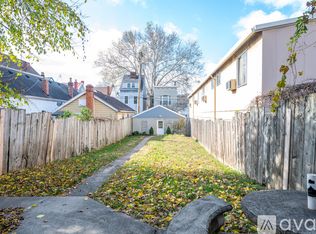 925 Main St #1, Covington, KY 41011