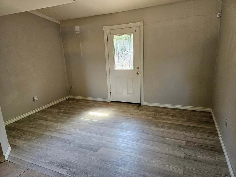 2813 NW Morningside Dr — Photo 5