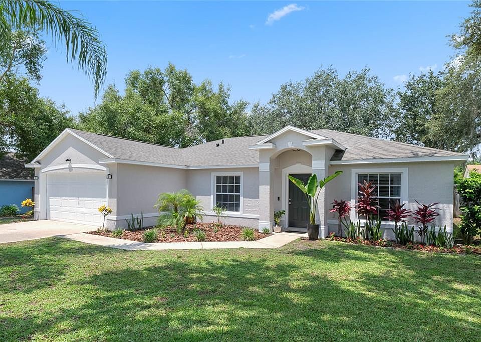 1st image of 238 HERONWOOD CIRCLE
