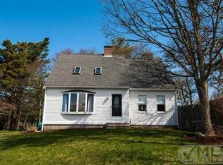 230 Knotty Pine Ln, Centerville, MA 02632