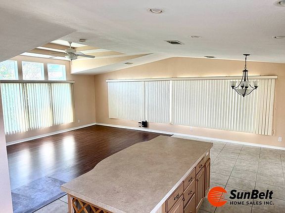5th image of 908 Trevino Dr