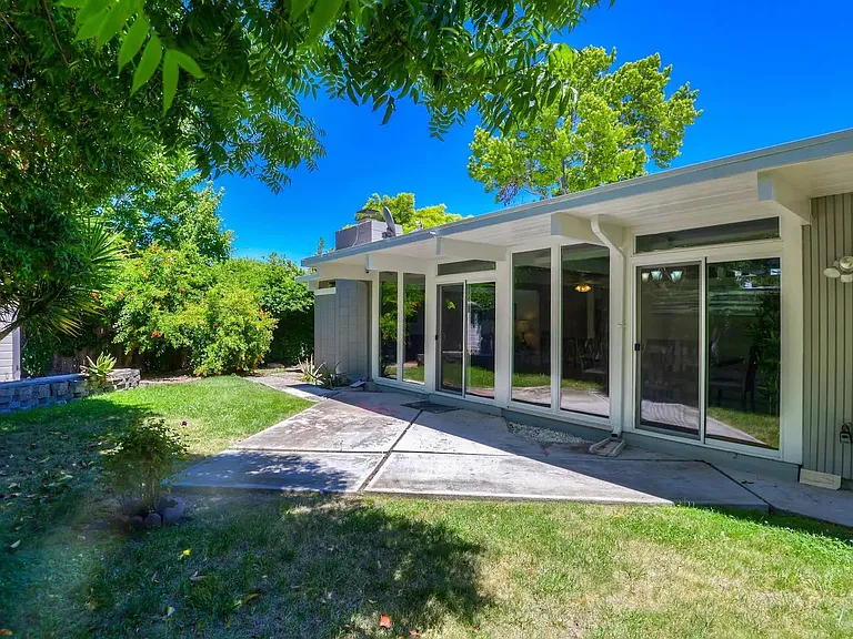 3789 Redwood Cir — Photo 19