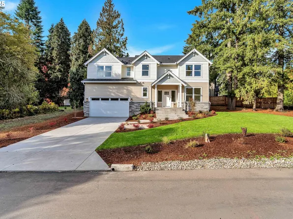 885 SE Hollow St, Hillsboro, OR 97123