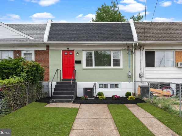 1072 Lakeshore Dr, Camden, NJ 08104