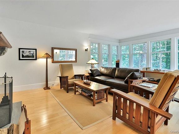 5th image of 112 &114 Camp Hill Road