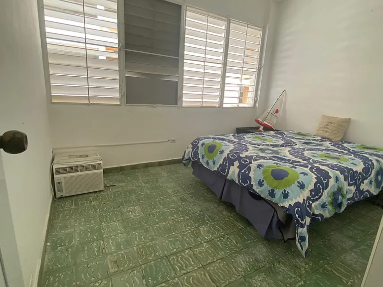 26 Corchado #2-B — Photo 13