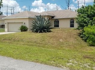 641 Chambers St E, Lehigh Acres, FL 33974