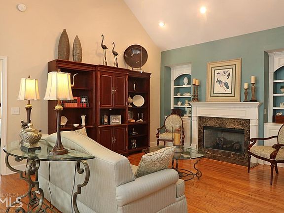 5th image of 2028 Macland Square Dr