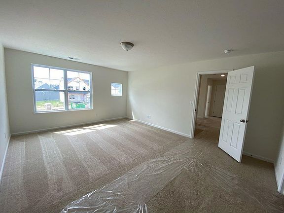 5th image of 1721 Welch Ln