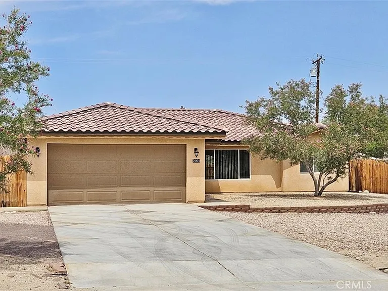 7064 Eucalyptus Ave — Photo 2