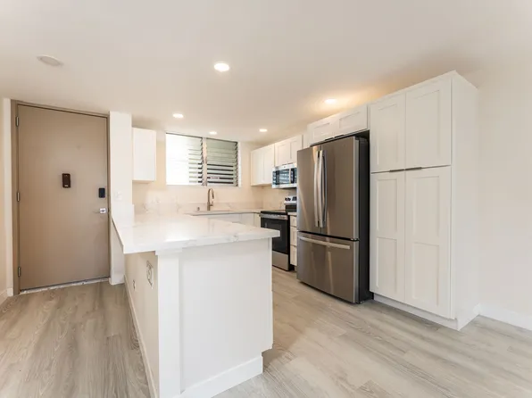 1717 Ala Wai Blvd, Honolulu, HI