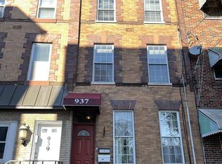 937 Carpenter St, Philadelphia, PA 19147