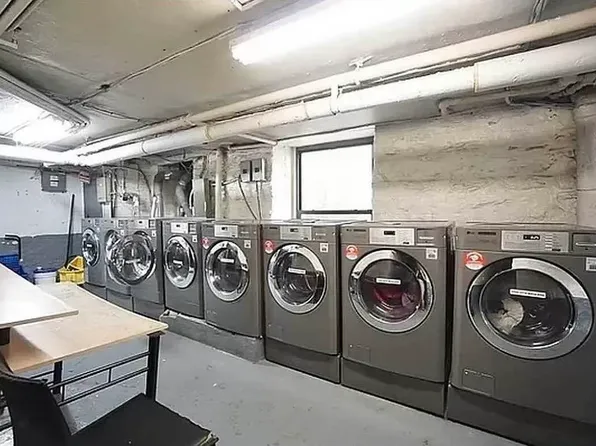 838 Riverside Drive image 8 of 9