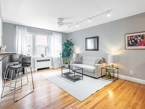 2nd image of 395 Broadway #2