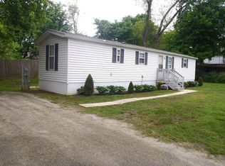 12 Dublin St, Palmer, MA 01069