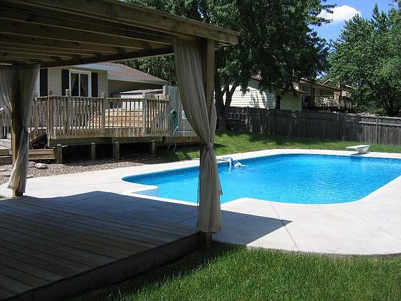 2nd image of 12813 Whitewood Dr