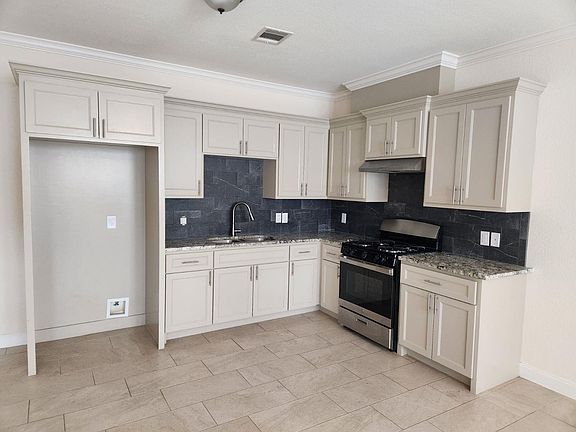 2nd image of 10401 Bauman Rd #B
