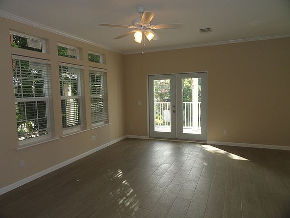 4th image of 31125 E Ave