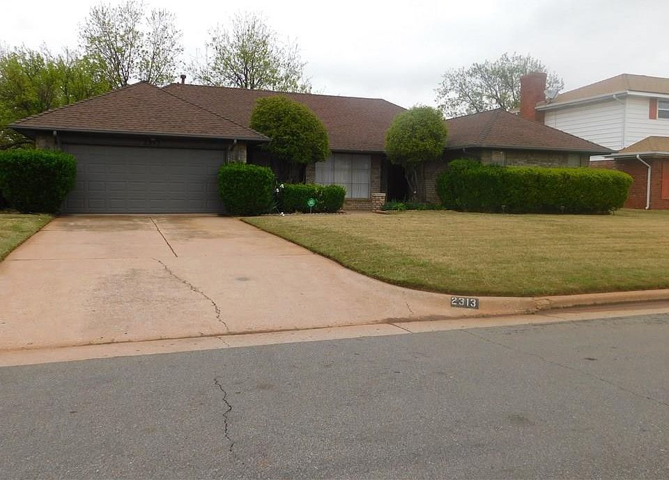 1st image of 2313 NW 113th Pl