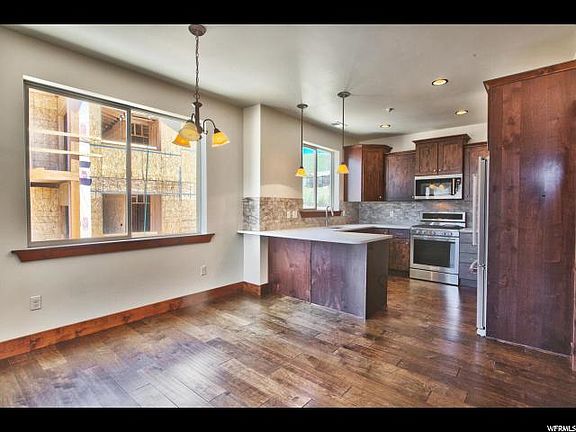 4th image of 1261 W Black Rock Trl #39L