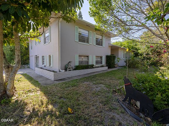 2nd image of 2314 S Peninsula Dr
