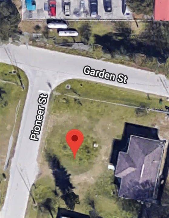 1st image of 400 Garden St