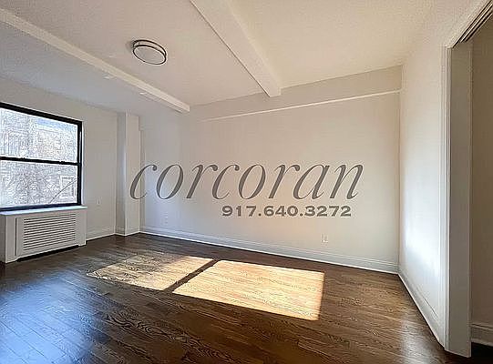 5th image of 25 W 68th St #4E