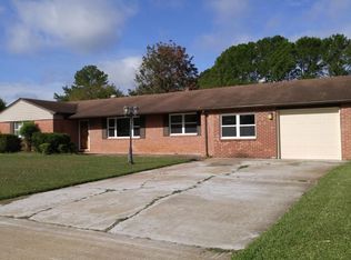 4036 Old Forge Rd, Virginia Beach, VA 23452