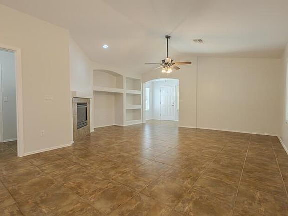5th image of 540 W Camino Curvitas