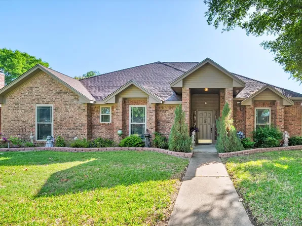 1704 Bowie Cir, Corsicana, TX 75110