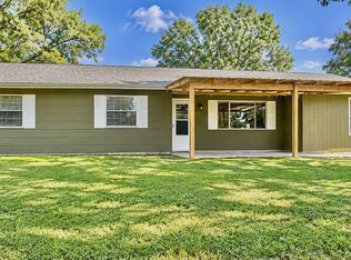 527 Carpenter St, Utica, MS 39175