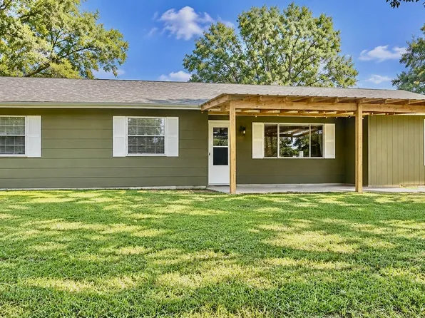 527 Carpenter St, Utica, MS 39175
