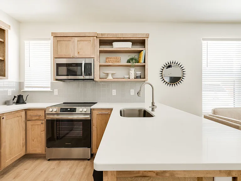 B12 Apartments — Photo 32