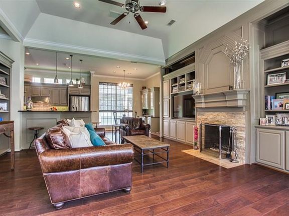 3rd image of 1412 Beaver Creek Dr