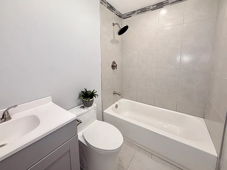 12532 Cranbrook Ave — Photo 12