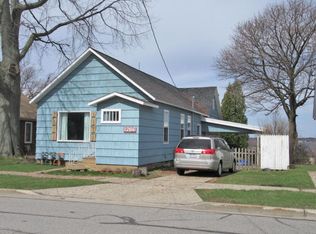 1266 Lakeshore Dr, Muskegon, MI 49441