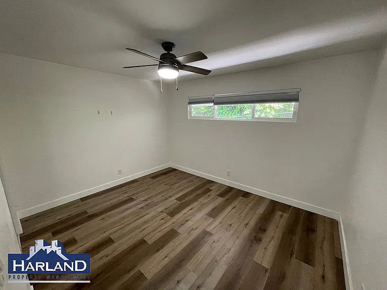 2250-2254 Garnet Ave #2252 — Photo 8