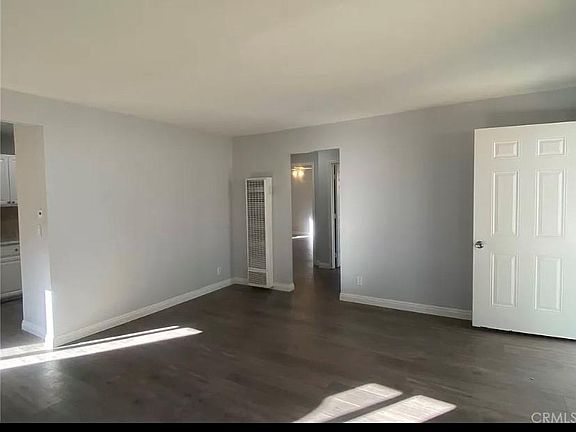 4th image of 335 N Franklin St #1
