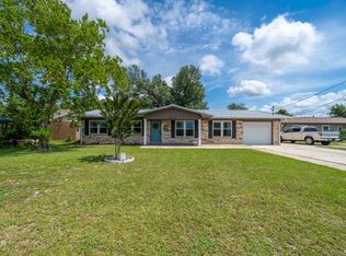 5209 N Lakewood Dr, Panama City, FL 32404
