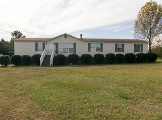 908 Perry Curtis Rd, Zebulon, NC 27597