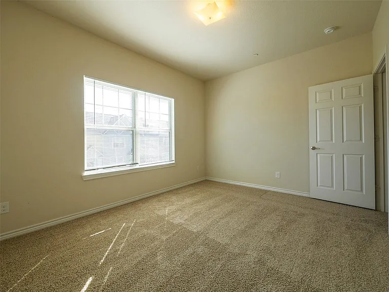 5409 Dolores Pl — Photo 20