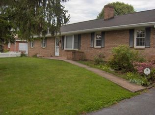 308 Richland Ln, Mount Joy, PA 17552