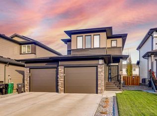 233 W Agnes Short Pl N, Lethbridge, AB T1H 7G4